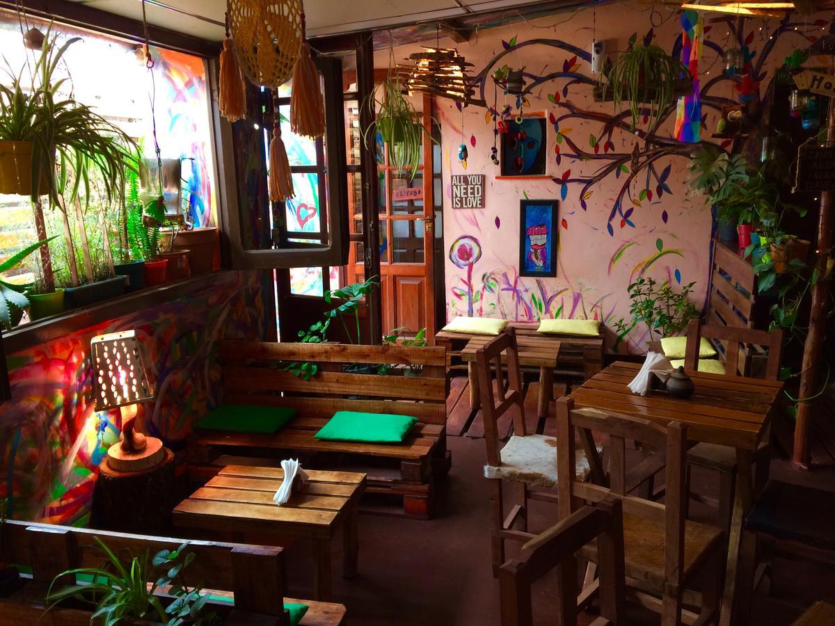 La Puerta Verde Hostel & Bar Humahuaca Extérieur photo